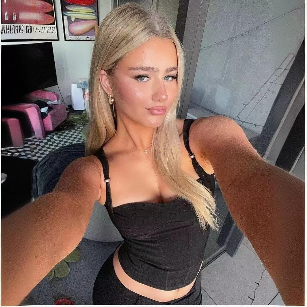 Sexy Hottie Style Black Stretchy Skinny Camisole