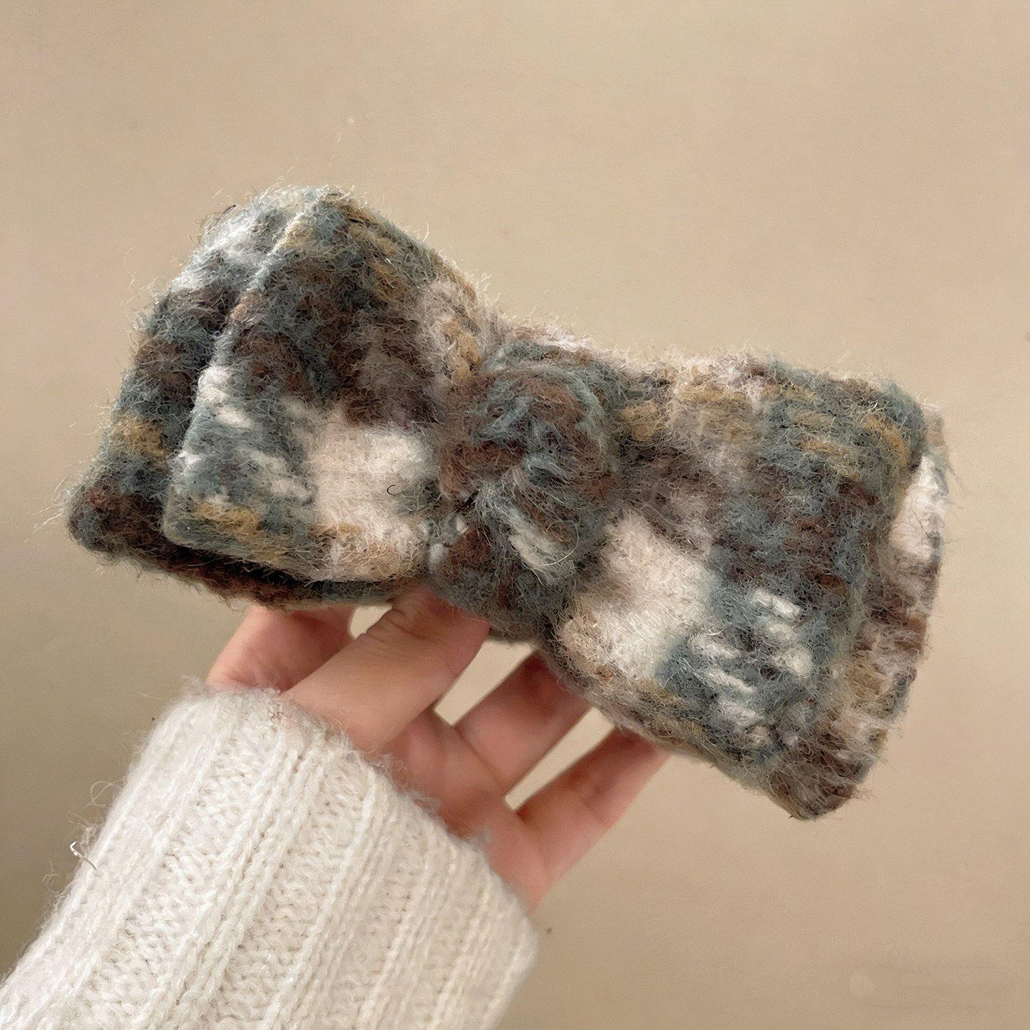REINAREA Women’s Gradient Woolen Bow Bun Claw Clip Back-of-Head Hair Updo Tool & Hair Accessory【062】