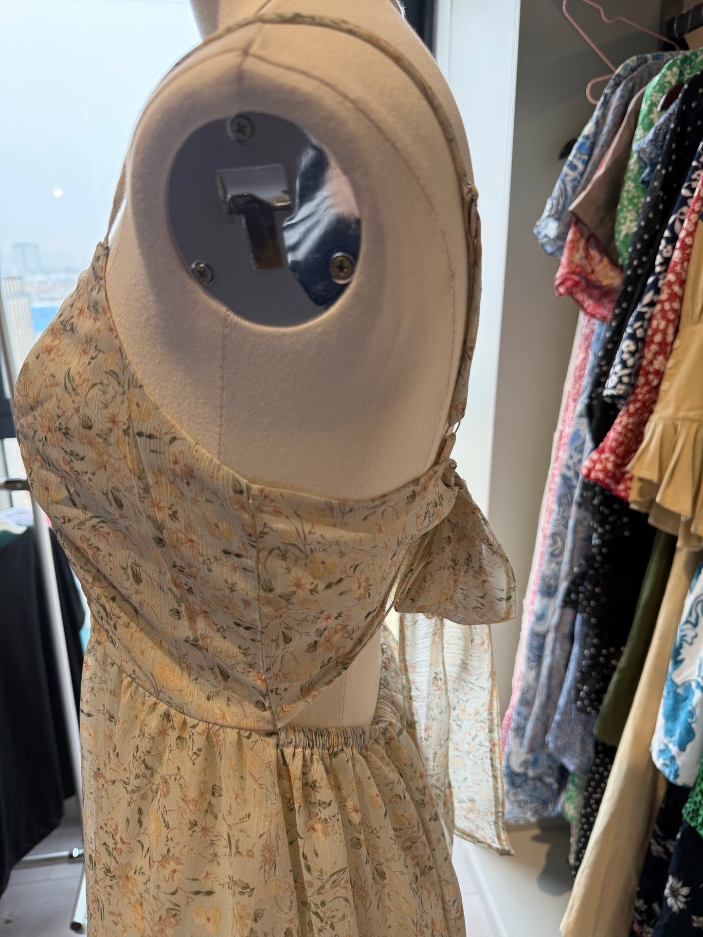REINAREA 2025 Summer Boho Spaghetti Strap Sundress - V Neck Swing Midi Dress with Bow Back Design, Floral Print, Perfect for Vacation Beach