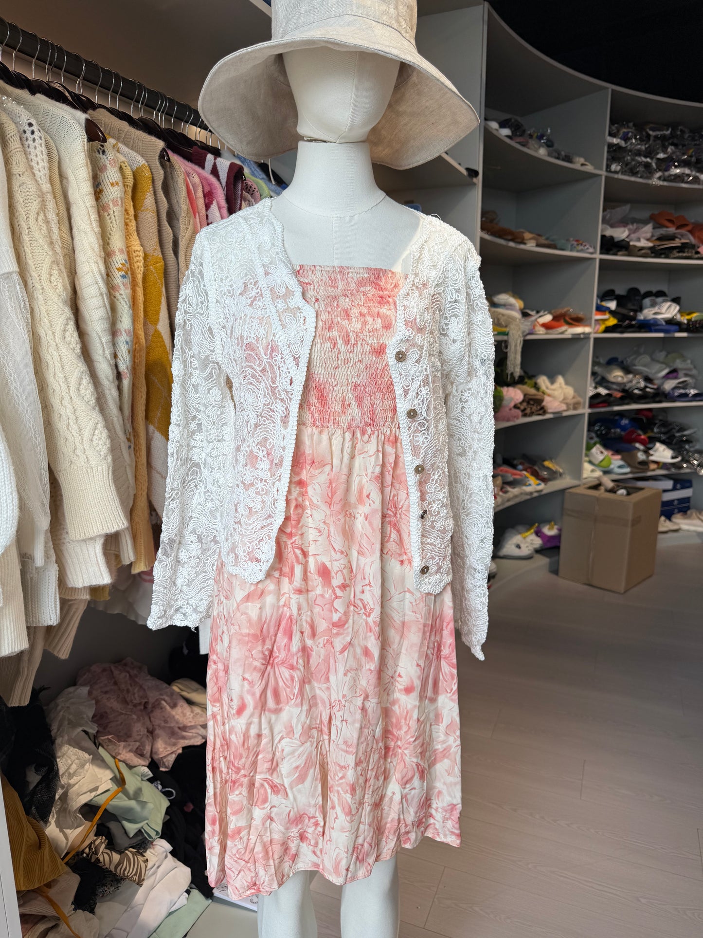 REINAREA Boho Strapless Tube Dress - Floral Print Sundress for Women, Sexy Off-Shoulder Ruffle Beach Cover Up in Pink
