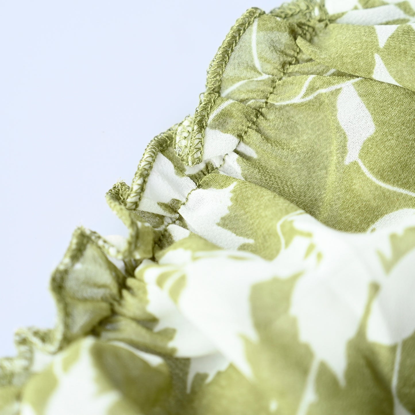 Hollowing Out Slim Fit Ruffle Top