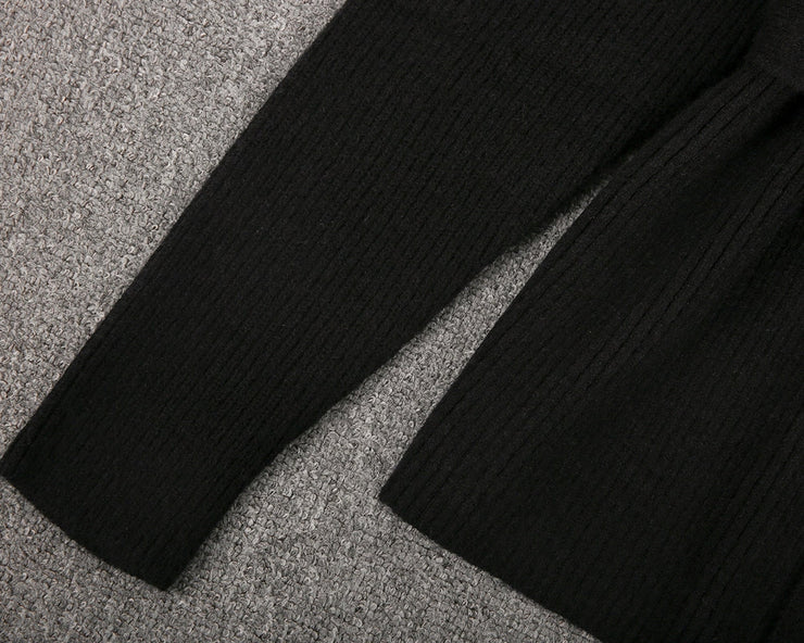 Trendy Plain Black High Neck Sweater