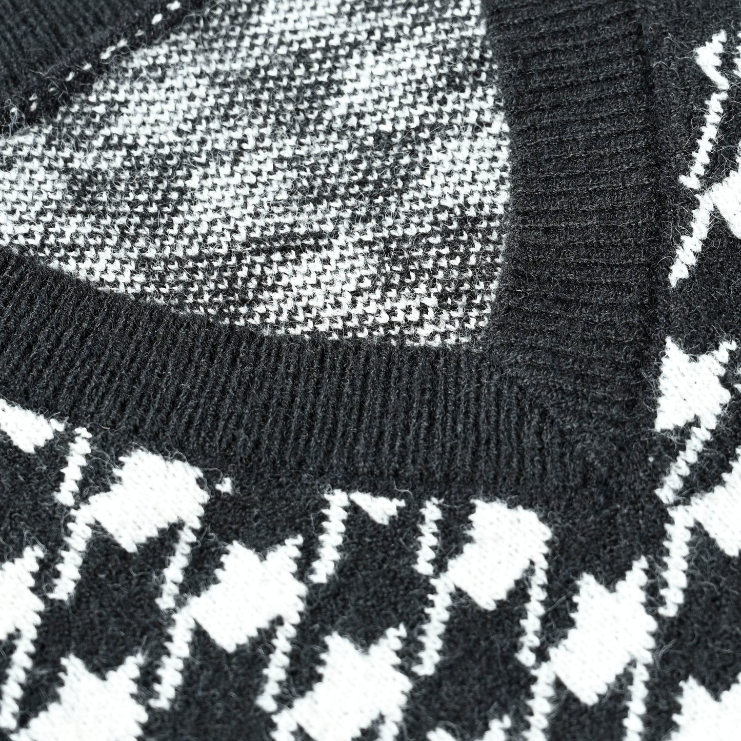 V-Neck Houndstooth Vest Without Undershirt