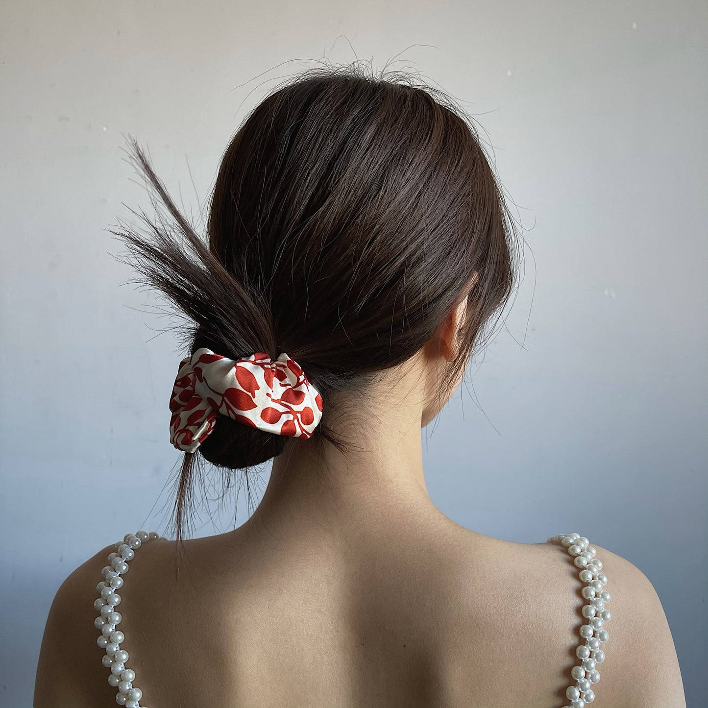 REINAREA Women’s Red Polka Dot Silk Mulberry Silk Scrunchie - French Retro Hair Tie