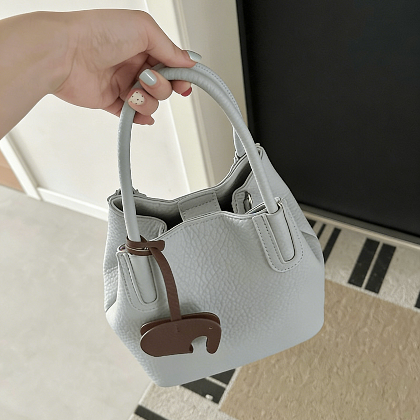 REINAREA Korean Style Commuter Bag - Bucket Mini Tote Shoulder Crossbody Handbag