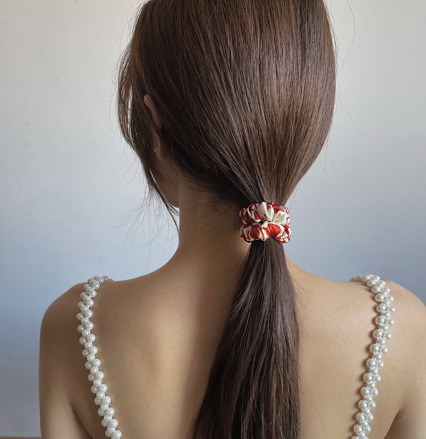 REINAREA Women’s Red Polka Dot Silk Mulberry Silk Scrunchie - French Retro Hair Tie