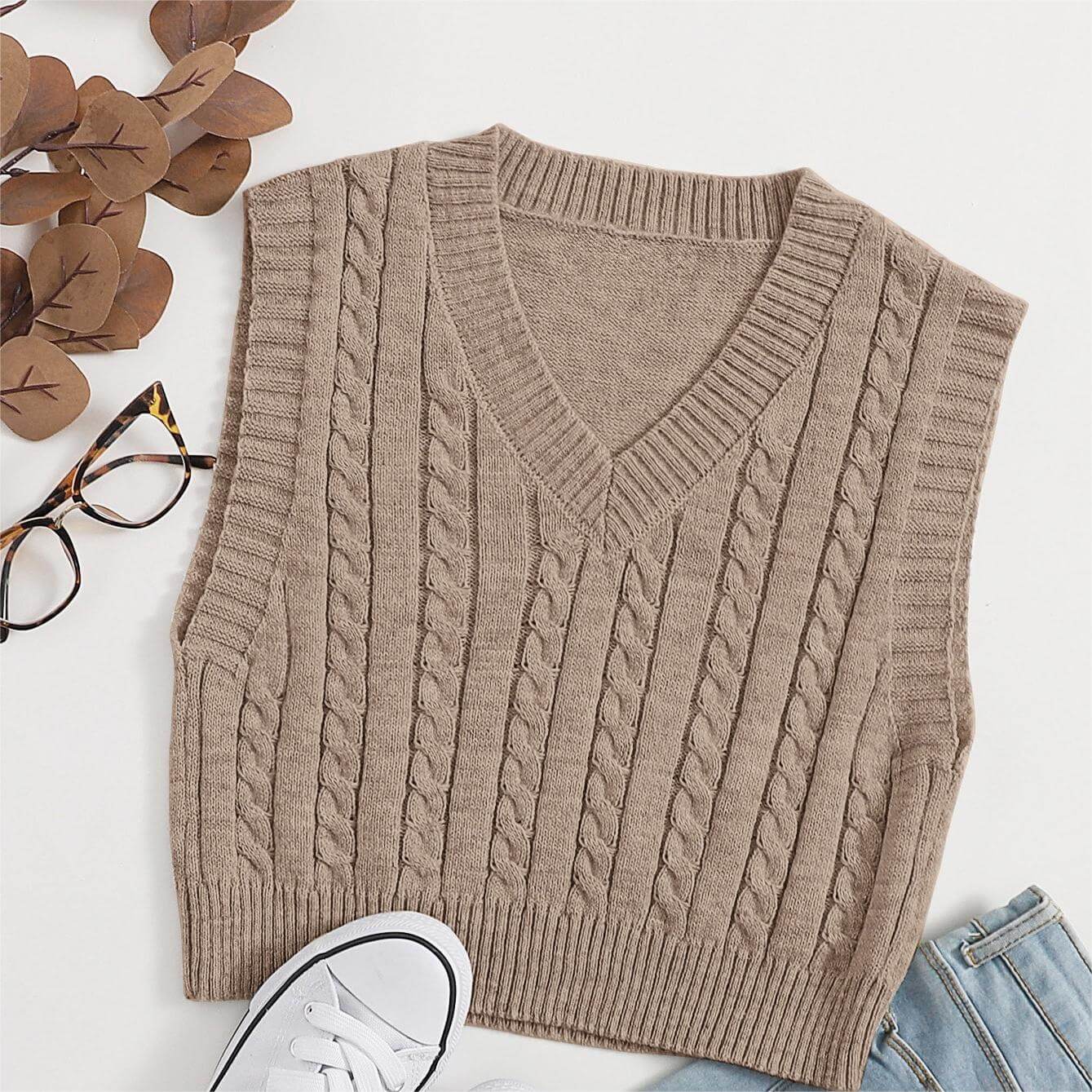 Twisted V-neck knit vest